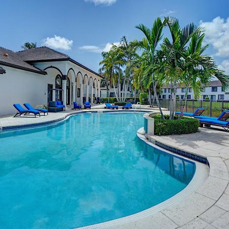 Newly Renovated Townhome With King Bed Delray Beach Kültér fotó