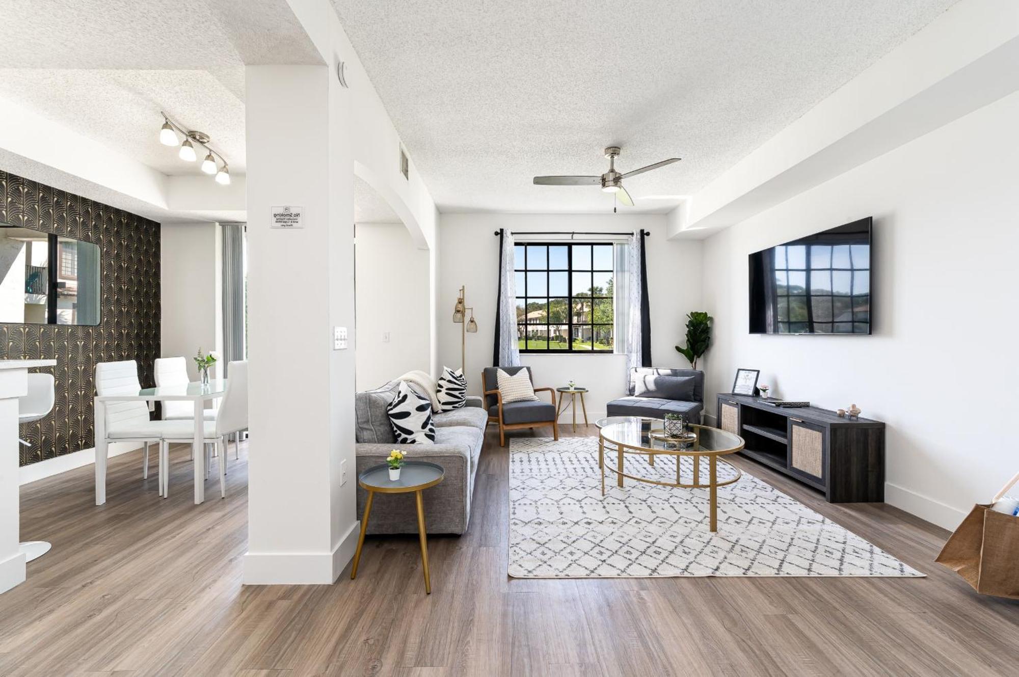Newly Renovated Townhome With King Bed Delray Beach Kültér fotó